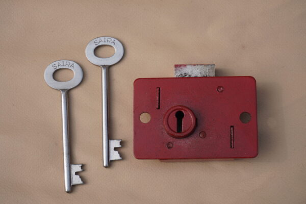 Saira red almirah lock for Security